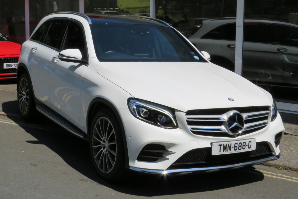 2023 Mercedes GLC 250-A AMG Line Premium Plus Night Edition 4-Matic